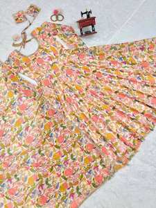 Vestido Anarkali de Alta Calidad con Estampado Digital de Georgette Sintética de Diseño Moderno para Bodas y Trabajo de FabZone - Product Image 5