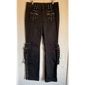 กางเกงขาบานทรงโกธิคพังก์สีดำ รุ่นร้อยเชือกผูกข้อเท้า ซิปข้าง สำหรับผู้หญิง ขายส่งจากโรงงาน ปี 2026 - Product Image 1