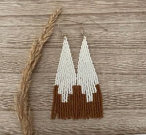 Boucles d'oreilles BOHO faites à la main en gros Boucles d'oreilles perlées de style ethnique Boucles d'oreilles en perles américaines déclaration par HF CRAFTS - Product Image 1