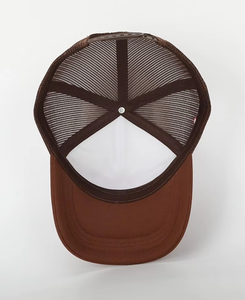 Sombreros de camionero de malla de 6 paneles ajustables de alta calidad para hombre, gorra deportiva de béisbol Lisa multicolor con logotipo bordado para escena deportiva - Product Image 6