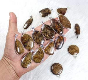 Seductor fabuloso collar con colgante de piedras preciosas de bronzita, bisel Chapado en plata con bucle de forma mixta, joyería para mujer, dijes encantadores - Product Image 1