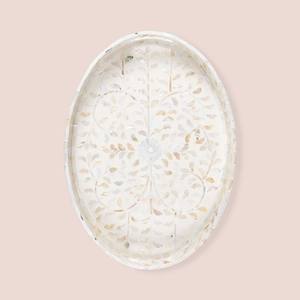 Plateau en nacre ovale à motif floral, ton crème, fait à la main, plateau de service décoratif pour une décoration élégante de la maison, salle à manger et salon - Product Image 4