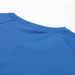 Camisetas hechas a medida para hombre Cuello redondo de color sólido de alta calidad con mangas cortas Todas las tallas disponibles Características ligeras de secado rápido - Product Image 5