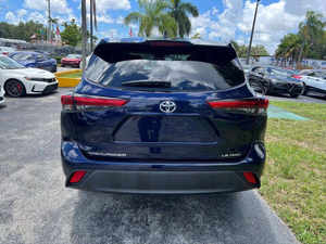 Vehículo Usado de Segunda Mano de Alta Calidad para Exportación, SUV Mediano de 7 Asientos, Año 2024, Transmisión Automática, Características de Confort Premium - Product Image 2