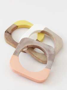 Conjunto de brazalete redondo de madera de moda hecho a mano atractivo de tendencia, joyería de mujer, accesorio de regalo de moda con corte de corazón, INDIA ART PLACE - Product Image 3