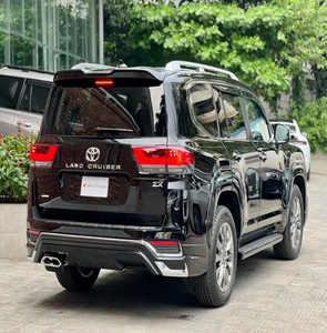 Toyota มือสองสำหรับ Land Cruiser V8เกียร์ธรรมดาน้ำมันดีเซล4x4สีดำภายในรถพวงมาลัยซ้ายรุ่นไฮลักซ์ - Product Image 1