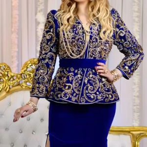 2025 @ Superbe veste traditionnelle algérienne bleu royal-robe Karakou avec perles de verre en cristal ornées de pierre Dabka Work - Product Image 1