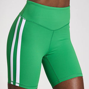 Shorts de yoga respirants sans couture avec logo personnalisé pour femmes, taille haute, effet push-up, shorts de sport pour la gym, séchage rapide, shorts de fitness - Product Image 1