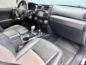 Auto Usado Económico, Toyota 4Runner TRD Todoterreno 2018, Volante a la Izquierda - Product Image 4