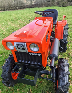 Tractor Diésel Compacto Kubota B700 Original, Máquina Agrícola de Alto Rendimiento, Bajo Número de Horas, Listo para Exportar - Product Image 3