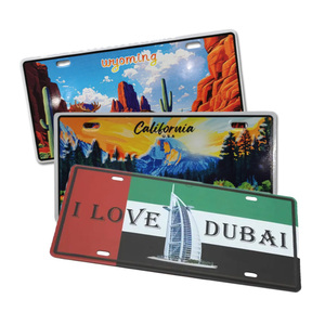 Cadeau touristique en métal d'impression de logo personnalisé <span class=keywords><strong>aimant</strong></span> de réfrigérateur souvenir de <span class=keywords><strong>plaque</strong></span> d'immatriculation des Émirats arabes unis - Product Image 1