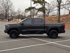 Camioneta GMC Sierra 1500 AT4X 2023 con Motor Ecotec3 V8 de 6.2L, Transmisión Automática - Product Image 2