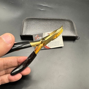 คีมหนีบผมจมูกโค้งสแตนเลสสีทอง24K อุปกรณ์สำหรับผมแบบมืออาชีพสามรูออกแบบโลโก้ได้ตามต้องการ - Product Image 2