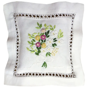 Fabricante bordado lavanda diseño bolsita almohada Hemstitch bolsita bolsa algodón blanco alta calidad Quang Thanh bordado - Product Image 1