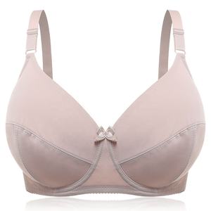 Sujetador deportivo sin costuras con efecto push-up y tirantes cruzados, top de yoga de alto soporte para mujer, ropa interior deportiva - Product Image 1