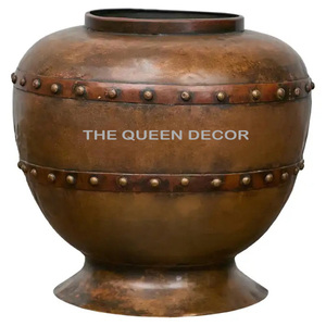 Jardinière de jardin moderne et élégante en acier inoxydable avec revêtement en poudre, design attrayant, écologique, forme et taille personnalisées, faite à la main - Product Image 4