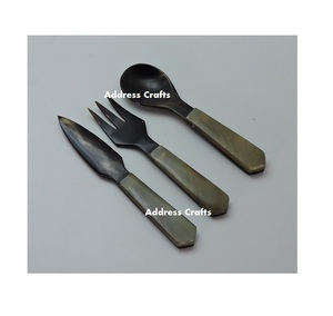 Vente directe en usine de haute qualité corne de buffle dernière conception ensemble de couverts de 5 pièces pour ustensiles de cuisine utilisation de la vaisselle d'hôtel - Product Image 6