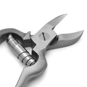 Pince à cuticules et coupe-ongles en acier inoxydable à lame incurvée durable avec lames tranchantes à large ouverture de mâchoire et poignée simple - Product Image 3