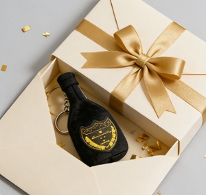 Meilleures ventes : Porte-clés poupée en peluche souple en forme de bouteille de champagne - Pendentif de sac créatif en peluche, en gros - Product Image 2