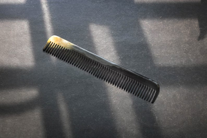 หวีฮอร์นแฮนด์เมดสำหรับร้านทำผมที่ทันสมัยและยั่งยืนโดยงานฝีมือ crsecent - Product Image 2