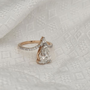 Anillo de Diamantes de Alta Calidad Chapado en Oro Sólido de 14K, Anillo de Compromiso con Diamante Cultivado en Laboratorio con Corte Pera para Mujer, Anillos Finos - Product Image 4