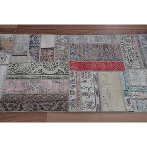 พรมตุรกีขนาดเล็ก 2.8x10.5 ฟุต ลายปะติดสไตล์วินเทจ สีเบจ ลายเรขาคณิตพร้อมลวดลายดอกไม้ - Product Image 3