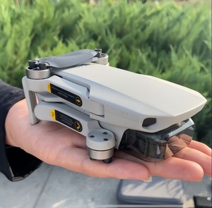 โดรนถ่ายภาพคุณภาพสูงระดับมืออาชีพ พร้อมกล้อง 4K/5K บินได้นาน ระบบ GPS สำหรับการถ่ายภาพ - Product Image 3
