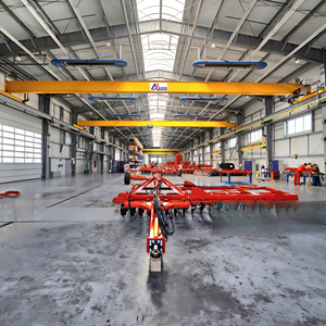 Grue à poutre simple de 2 tonnes |   Grue de chantier électrique industrielle à pont roulant avec palan à câble métallique pour entrepôt et atelier - Product Image 1