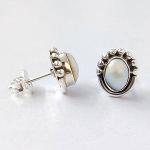 2.8 Grams Pearl <b>Stud</b> <b>Earrings</b> - Product Image 1