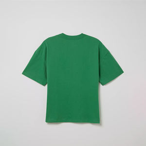 เสื้อยืดลำลองผ้าฝ้าย100% สำหรับผู้ชายเสื้อยืดโอเวอร์ไซส์เปิดไหล่ตกสีพื้นแบบเรียบสำหรับผู้ชายโลโก้ตามสั่ง - Product Image 4