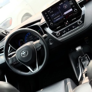 Découvrez notre dernière Toyota Corolla XSE modèle 2020, en parfait état, sans accident, avec options complètes et offres de livraison gratuite. - Product Image 3