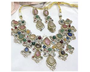 ชุดสร้อยคอพร้อมต่างหูดีไซน์ทันสมัย คุณภาพสูง ทำจากทองเหลืองชุบทอง เหมาะสำหรับงานแต่งงาน งานหมั้น และสวมใส่ในชีวิตประจำวัน - Product Image 1