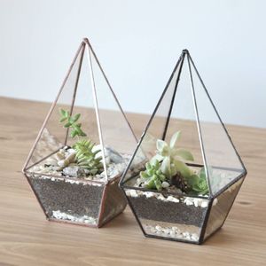New Wholesale Decorative Mini Artificial Pyramid Shape Set of 2 Pcs <b>Geometric</b> <b>Terrarium</b> Clear Glass Black for Wedding Decoration - Product Image 1