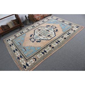 Tapis turc vintage 5,1x7,5 pi (155x228 cm), tapis floral bleu et marron - Product Image 2