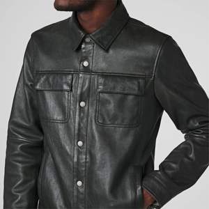 แจ็กเก็ตหนังวินเทจสีดำสำหรับผู้ชายมีกระดุม-เสื้อโค้ทหนังแบบติดกระดุมแบบคลาสสิกเพื่อลุคเรโทรที่ไร้กาลเวลาเหมาะสำหรับใส่ลำลอง - Product Image 4
