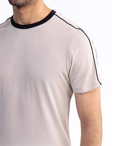 เสื้อยืดผู้ชายแบบพรีเมี่ยมแขนสั้นทรงหลวมแห้งเร็วเป็นมิตรต่อสิ่งแวดล้อมสำหรับผู้ชายใช้กลางแจ้ง - Product Image 5