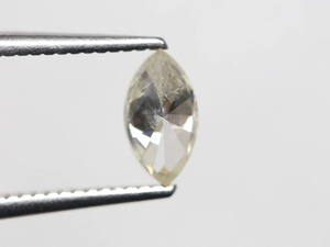0.827 Carat Naturel Laiteux Jaune Marquise Brillant Coupe Lâche Diamant Bague De Fiançailles Diamant Bijoux pour Mariages - Product Image 2