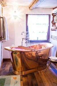 ทองแดงบริสุทธิ์คุณภาพส่งออกเหมาะสำหรับห้องน้ำสไตล์บ้านไร่และแช่สบายในราคาที่ดีที่สุดจากอินเดีย - Product Image 2