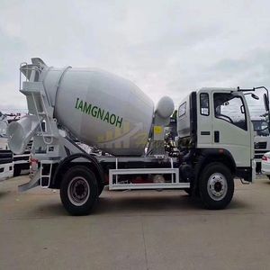 <b>Used</b> <b>Concrete</b> <b>Mixer</b>, ISUZU Diesel <b>Concrete</b> <b>Mixer</b> <b>Truck</b> for Sale - Product Image 5