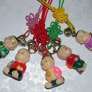 Figurine de poupée vietnamienne en résine artificielle la plus vendue, mascotte pour la décoration intérieure et accessoires de porte-clés - Style vietnamien - Product Image 1