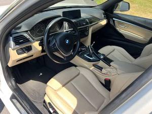 BMW 330i xDrive Sports Wagon 2017, Tracción en las Cuatro Ruedas, Sin Modificar - Product Image 2