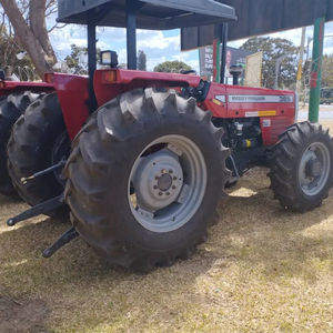 Massey Ferguson 385 Tracteur 4x4 Machine - Product Image 1