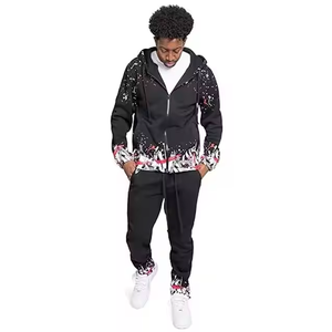 Conjunto Deportivo de Lujo Personalizado con Sudadera con Capucha Estampada y Cintura Elástica, Pantalones con Cordón Ajustable y Efecto Desgastado - Product Image 1
