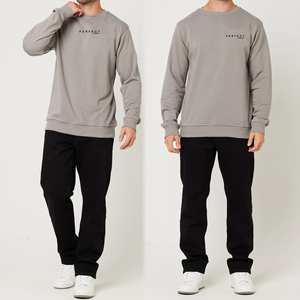 ชุดเซ็ตเสื้อสเวตเชิ้ตและกางเกงขายาวผู้ชายสำหรับฤดูหนาว PERFECT INDUSTRY ผลิตจากผ้าฝ้ายฟลีซ 100% ระบายอากาศได้ดี สไตล์ลำลอง ชุดแทรคสูท 2 ชิ้น พร้อมโลโก้สั่งทำด้านหน้า - Product Image 1