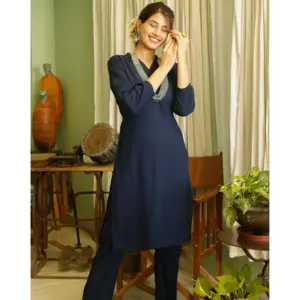 Conjunto de Kurta de Rayón Azul Índigo para Mujer - Product Image 1