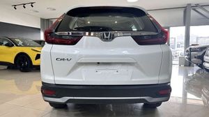 Honda CR-V 2.4L Benzina, Trasmissione Automatica, Motore a Combustione Interna, Trazione Integrale, Potenza 184 CV - Product Image 6