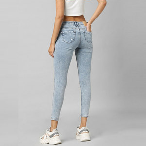 Pantalones vaqueros desgastados ajustados para mujer, sombra ligera única con gran oferta, tela de algodón, talla Regular, temporada de invierno - Product Image 5