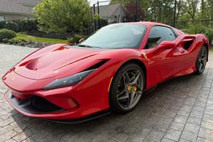 F8 Spider 2022, V8 biturbo de 710 hp, Rosso Corsa, sin modificar - Product Image 2