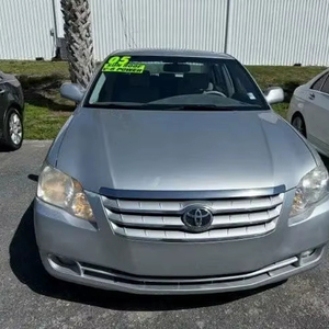 2005 Toyota Avalon XL - Product Image 1