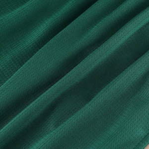 Conjuntos de uniformes de baloncesto personalizados Ropa de práctica deportiva Malla sólida transpirable Talla grande Secado rápido Logotipo personalizado Jersey Deportes de equipo - Product Image 4